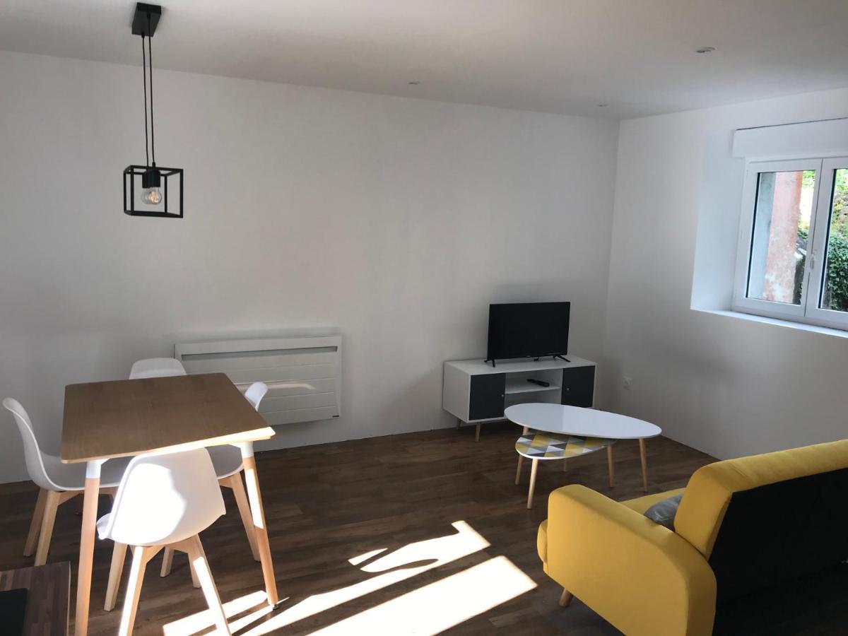 Appartement Calme Et Chaleureux Конкарно Экстерьер фото